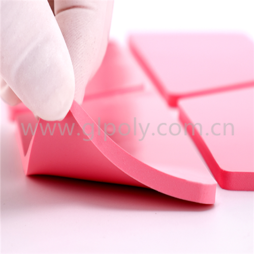 最经典的产品Kerafol Keratherm86/200，GLPOLY提供轻量化导热垫片对等品